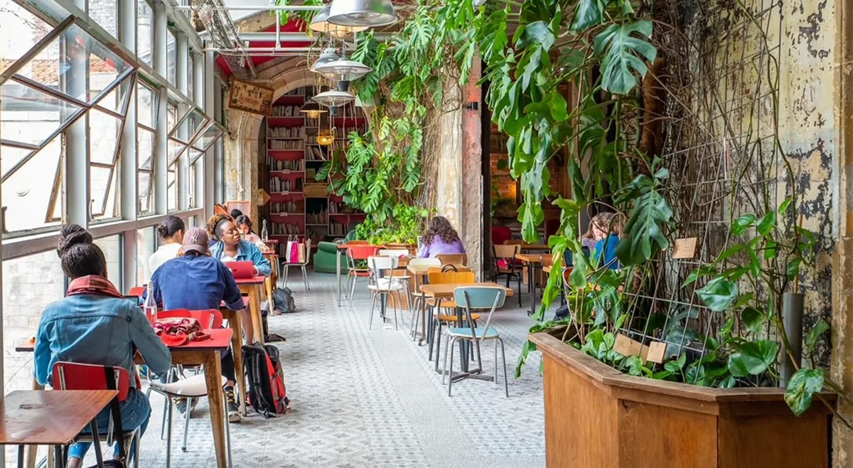 La Recyclerie, espace vivant et vert de sa cantine